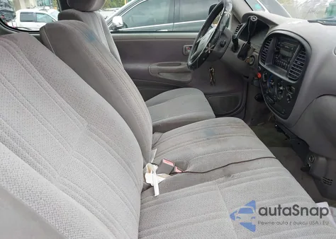 2000 Toyota Tundra Sr5 V8 из США, поврежденный, VIN 5TBBT4411YS113001